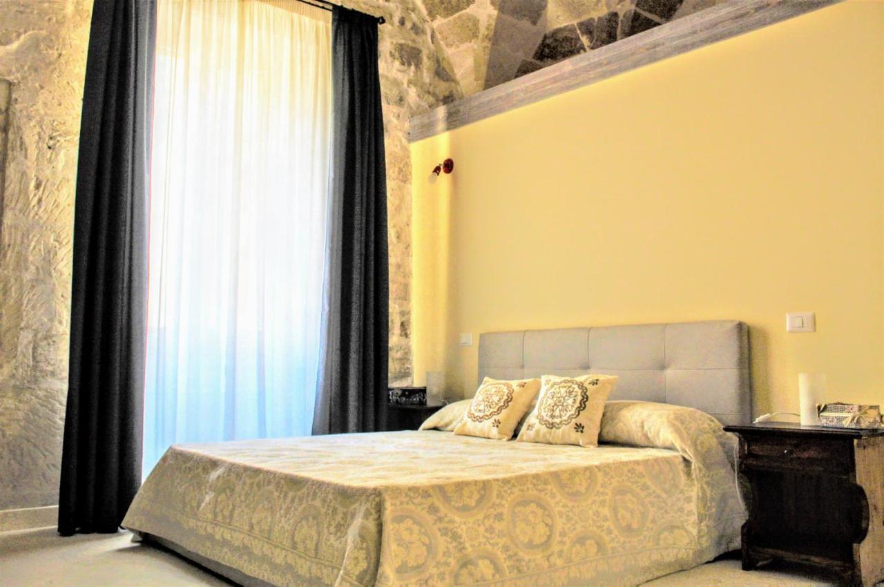 Dimora Vico Dei Nohi Panzió Lecce Kültér fotó